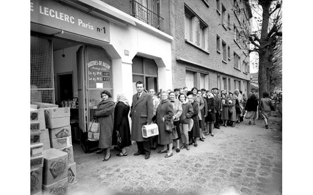 L'ouverture du premier centre Leclerc de la région parisienne - E