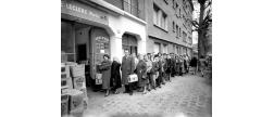 nov. : Ouverture du premier centre -les-Moulineaux - 1959 - Histoire E.Leclerc 